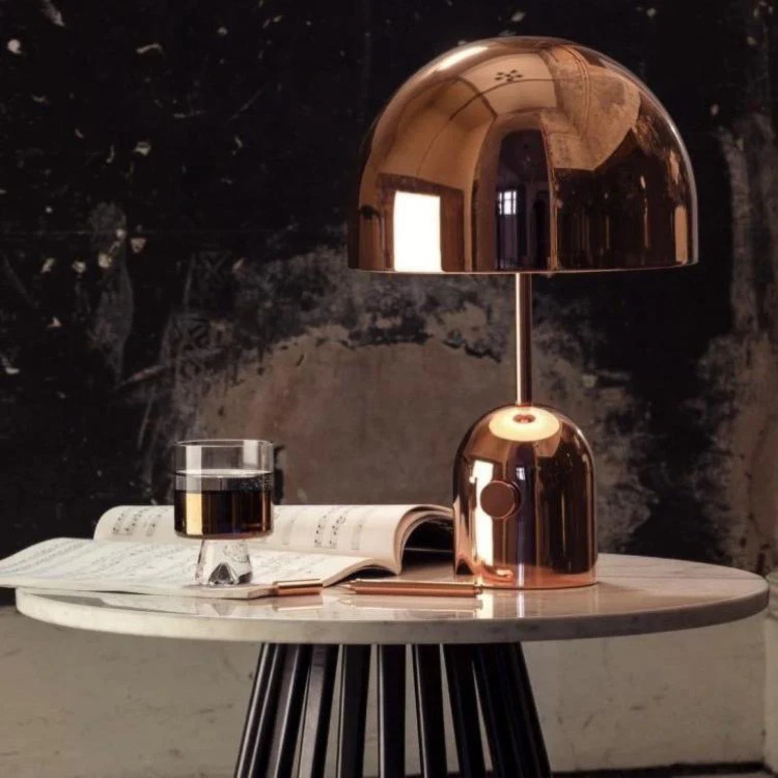 Modern Arched Metal Table Lamp with Soft Dimming