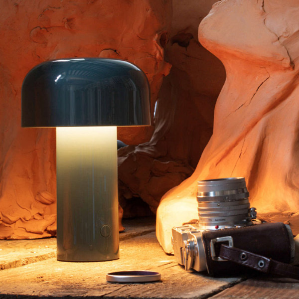 Mushroom-style wireless rechargeable table lamp acrylic & iron