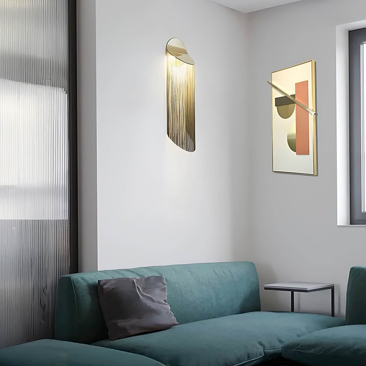 Chain-cascade metal wall light with LED chips