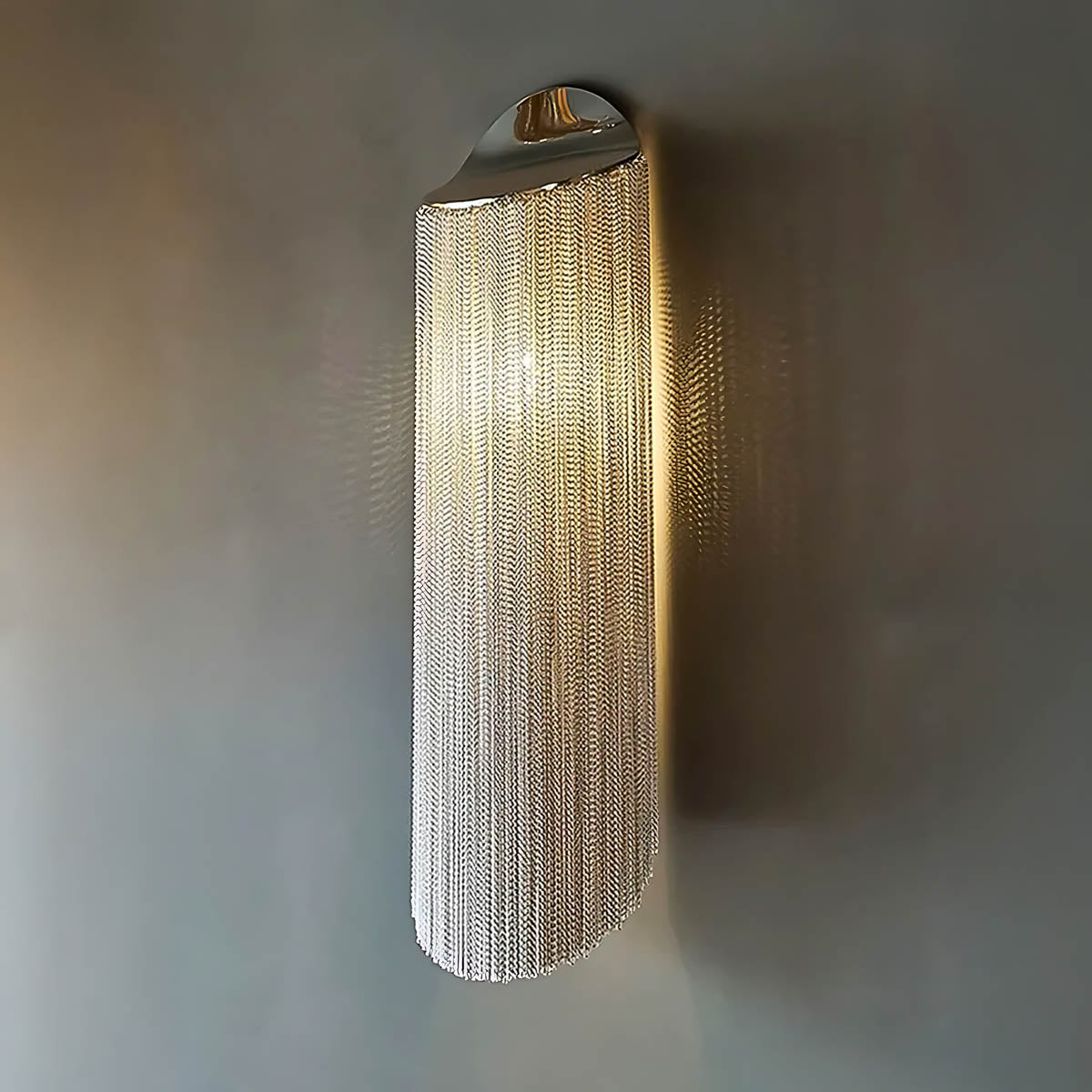 Chain-cascade metal wall light with LED chips