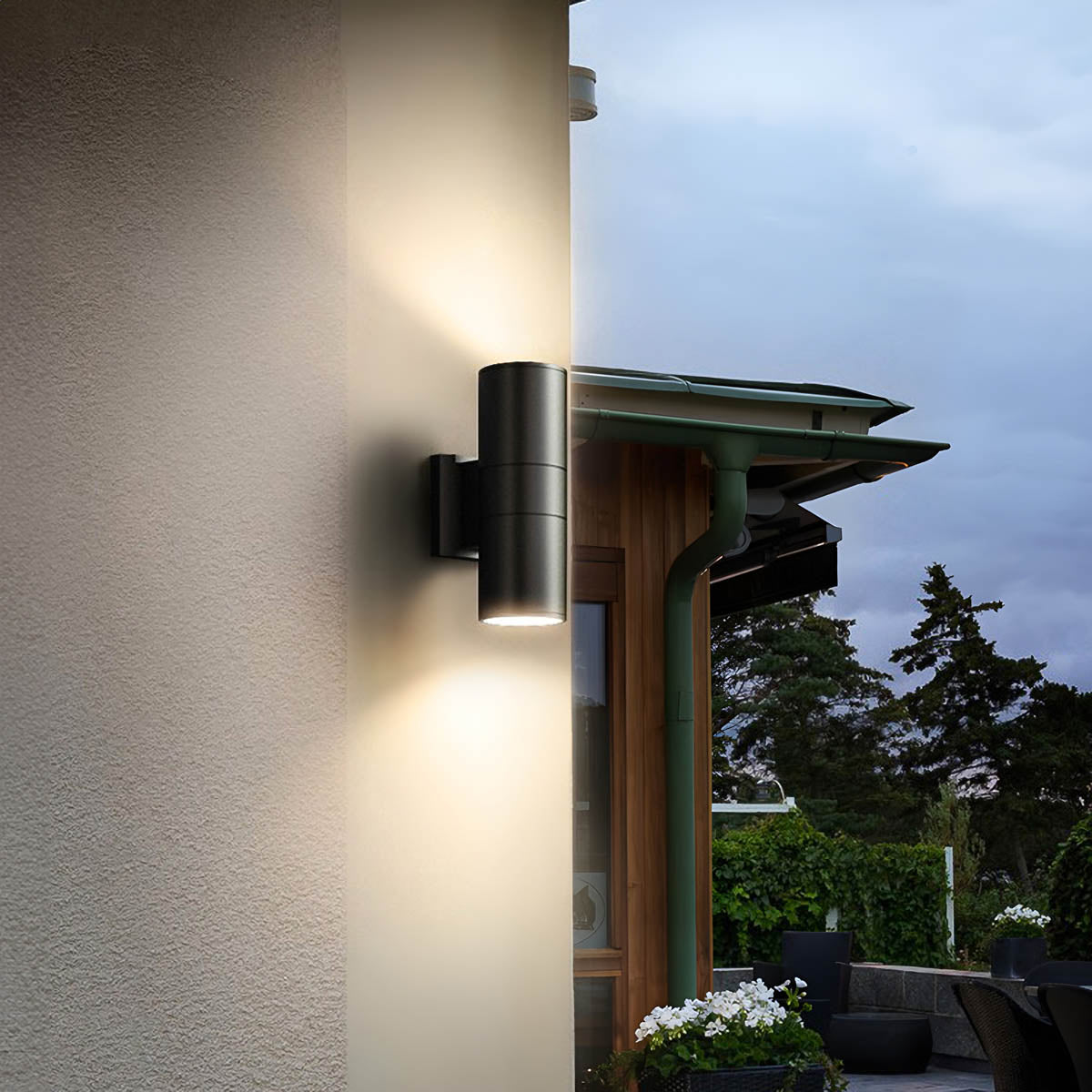 IP65 Cylinder LED Wall Light – Aluminium