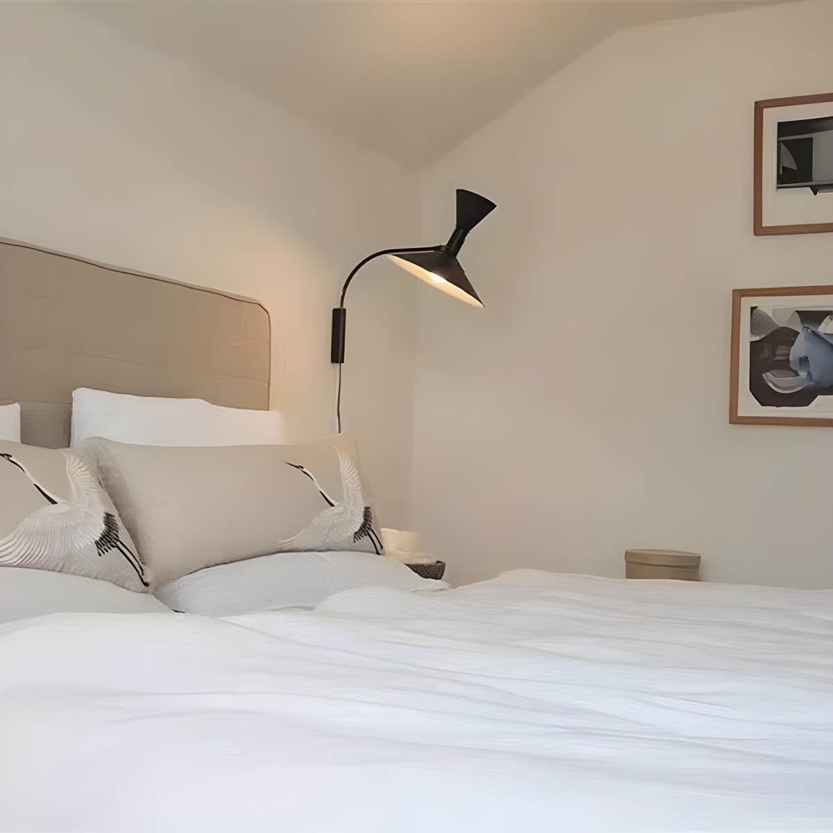 Dual-Light Industrial Wall Lamp “KONRAD” – Megaphone Style