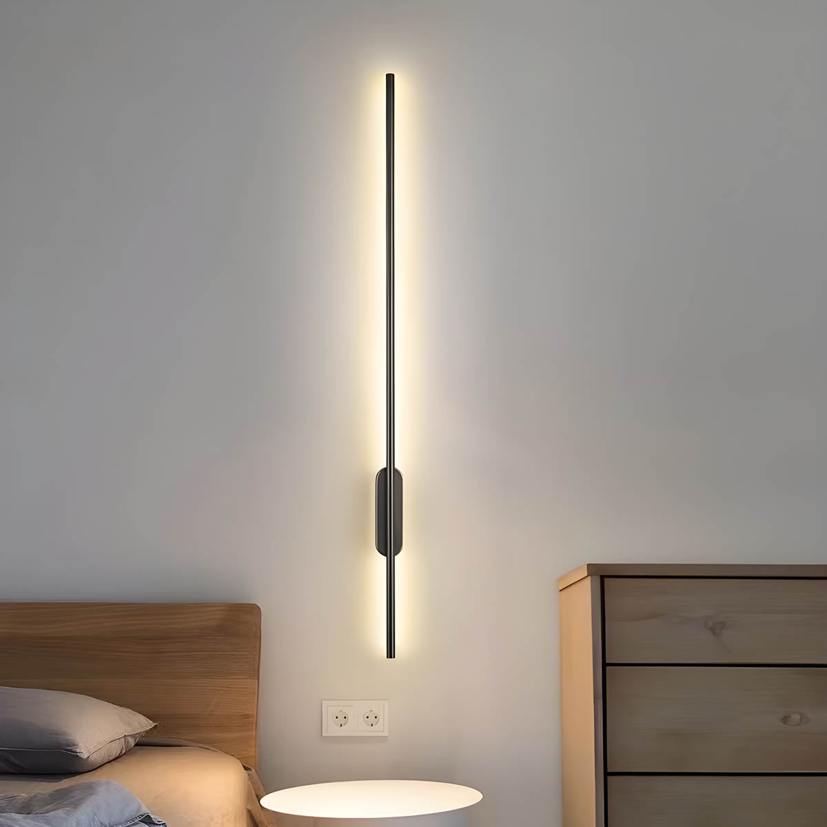 Aluminium-Silicone-Iron Wall Light