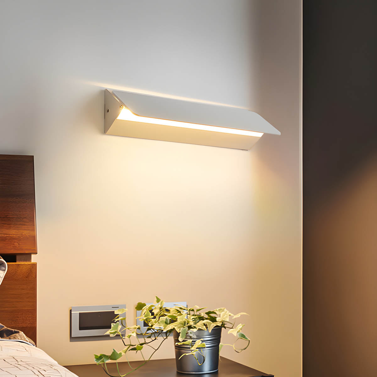 Aluminium LED up-down wall light