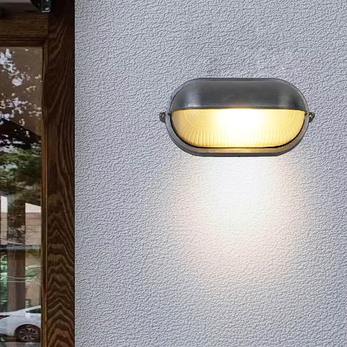 Aluminium & borosilicate glass outdoor wall light