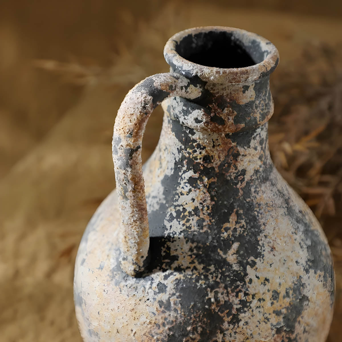Rustic Weathered Ceramic Vase — Stone Finish Decorative Centrepiece