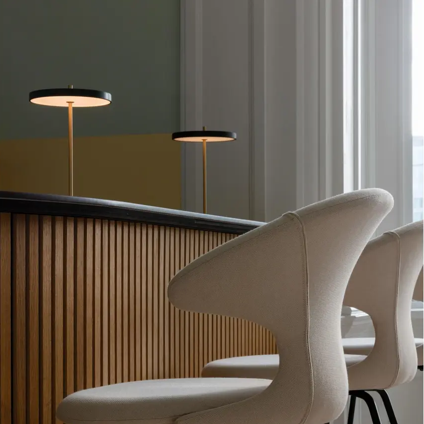 Gold Wireless Table Lamp with 3-Level Dimming