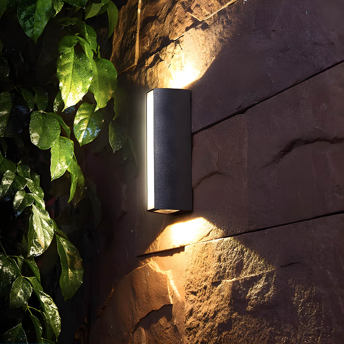 IP65 Aluminium Up-&-Down Outdoor Wall Light