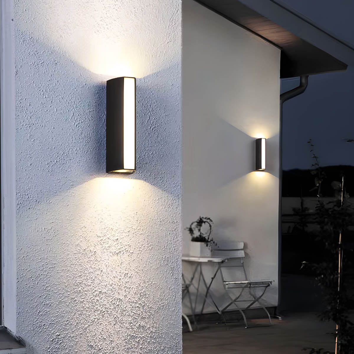 IP65 Aluminium Up-&-Down Outdoor Wall Light