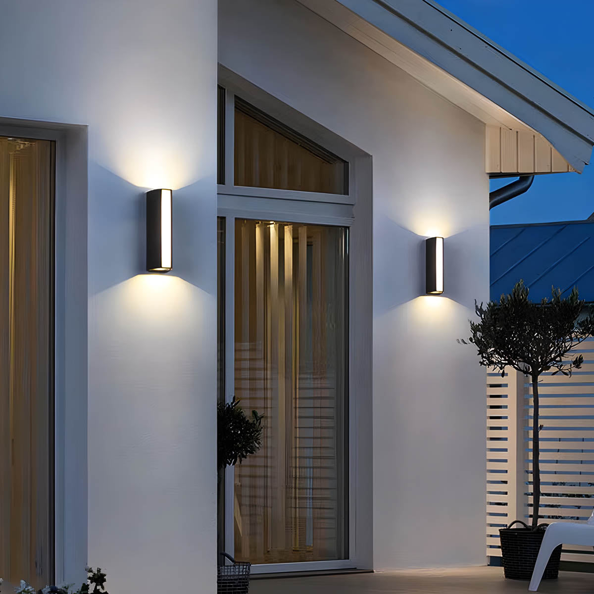 IP65 Aluminium Up-&-Down Outdoor Wall Light